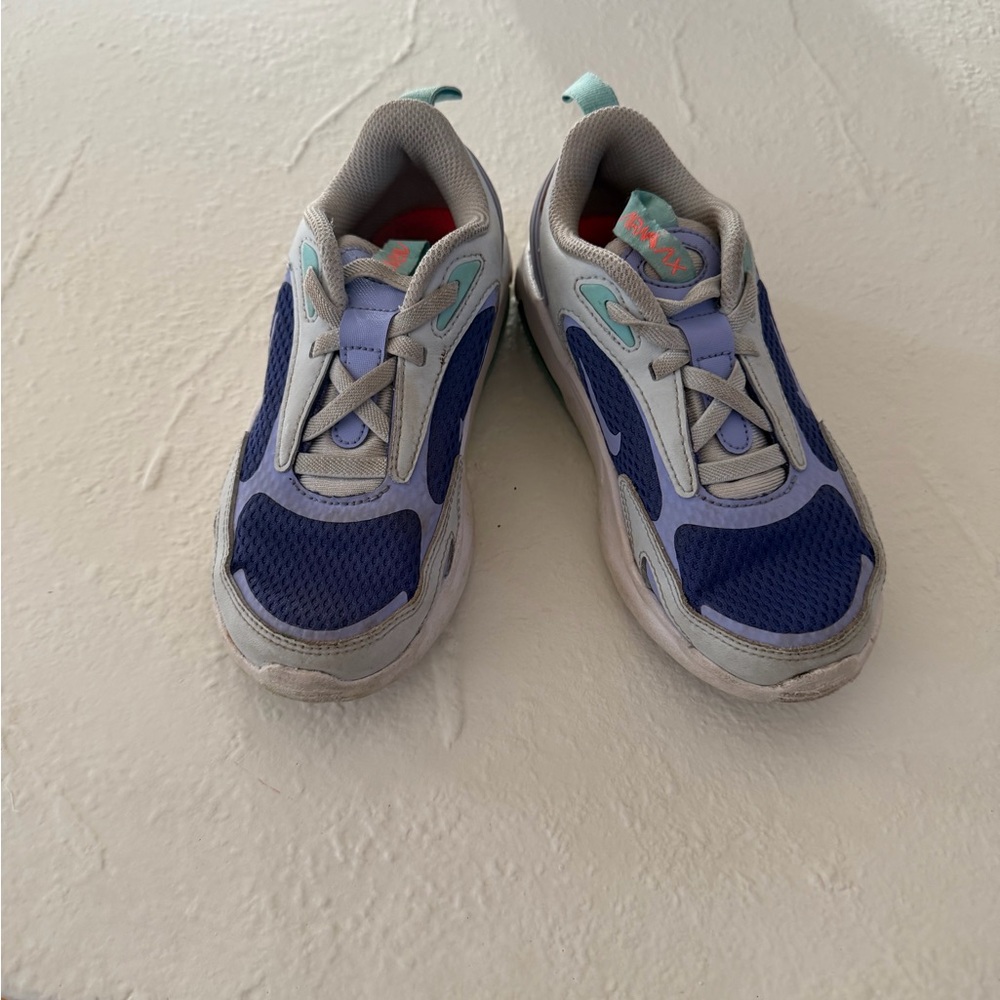 Nike air Max Sneakers 11c Kids Blue and Gray Athletic Shoes